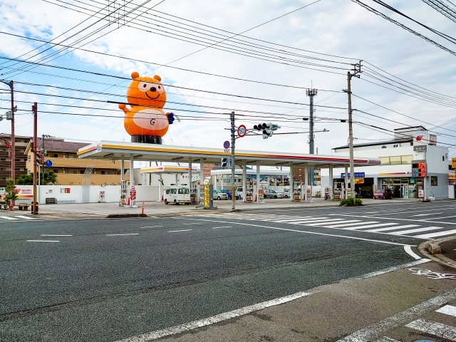 弥右衛門SS 前川石油株式会社